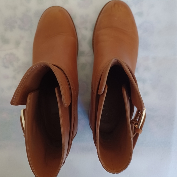 Tory Burch Women Brooke Ankle Booties tan calf leather size 6 preowned - Picture 3 of 13